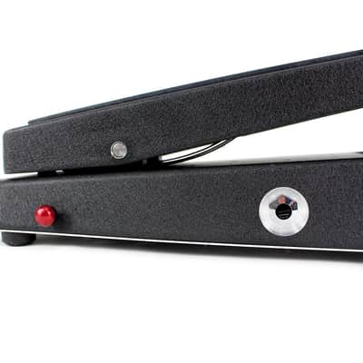 Dunlop Crybaby 95Q Wah Guitar Pedal image 4