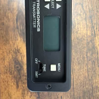 Lectrosonics IFBT4L UHF IFB Transmitter – Block 22 – 563\.2–588\.7 MHz - Like New image 6