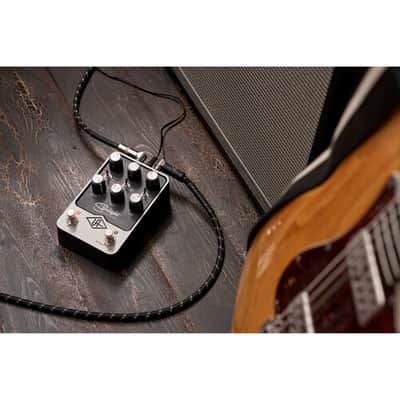 Universal Audio STARLIGHT Echo Station Stereo Delay Pedal image 2