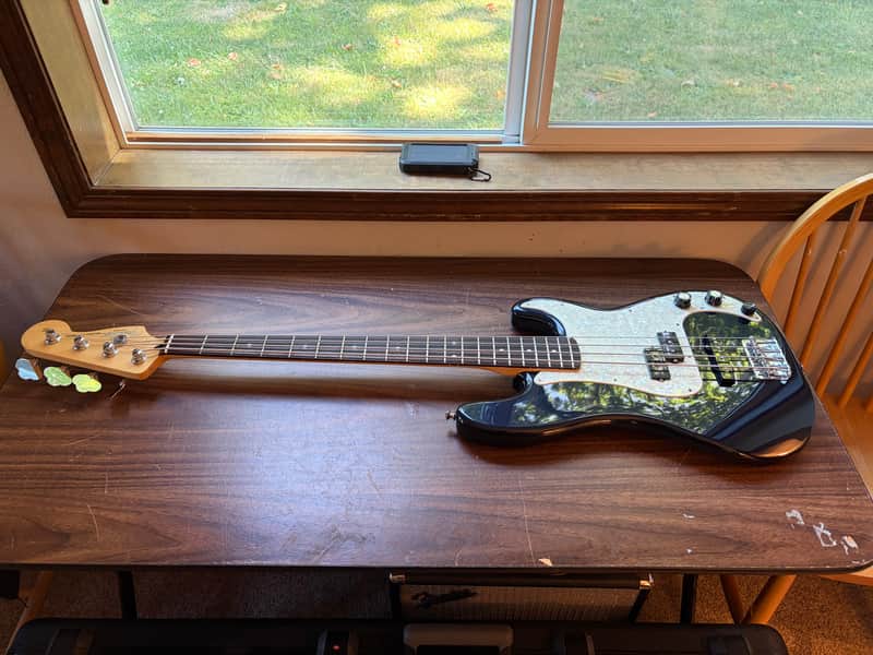 Fender Deluxe Active Precision Bass Special - Lollar Pickups - 2005 - 2016 - Navy Blue Metallic image 1