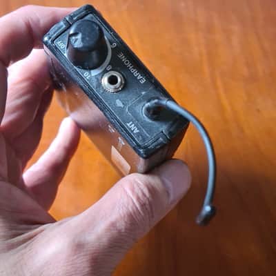 Sennheiser Sennheiser EK300 Stereo Bodypack Receiver – 790–822 MHz – German Tank – Pro IEM image 3