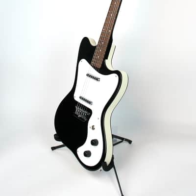 Danelectro '67 Dano Black image 9