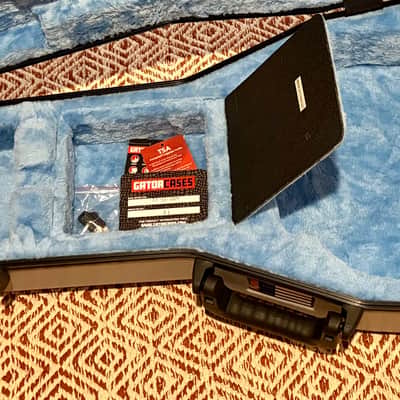 Gator Flight Pro V3 TSA Series 2024 Guitar Case - Dreadnought image 7