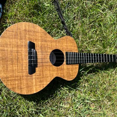 Blackbird Farallon Tenor Ukulele EKoa with MiSi pickup and Crossrock hard case image 5