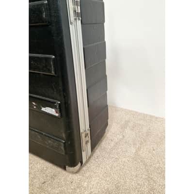 Gator Wheeled Flight Case - Flight Cases - Black - Excellent image 2