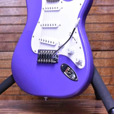 Squier Sonic® Stratocaster®, Ultraviolet image 1