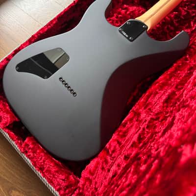 Fender Jim Root Artist Series Signature Stratocaster MINT! image 9