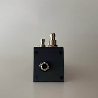 Profile-matching AUX switch for Morningstar (MC6 Pro) - by PdLS 3d image 5