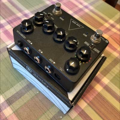 Keeley Dark Side Workstation V2 with Effect Order Switch 2016 - Present - Black image 2