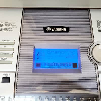 Yamaha PSR 293 61 Key Electronic Keyboard Portable Piano MIDI Touch Sensitive 6 track Sequencer image 7