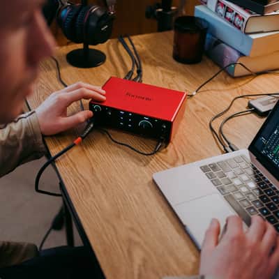 Focusrite Scarlett 4i4 4th Generation Audio Interface image 3