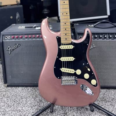Fender American Performer Stratocaster – 2018 – Penny – Excellent Condition w/ Hard Shell Case
