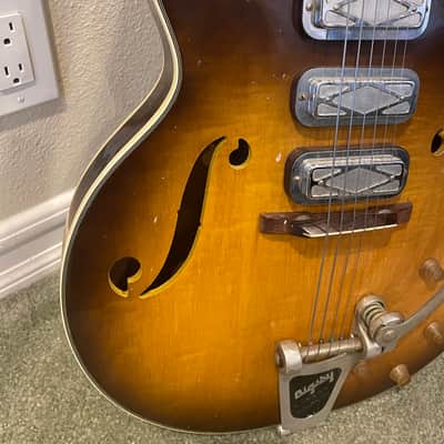 1963 Silvertone 1429 image 4