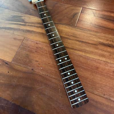 2003 MIM Fender Stratocaster Standard Strat Rosewood Maple Neck Tuners Plate image 5