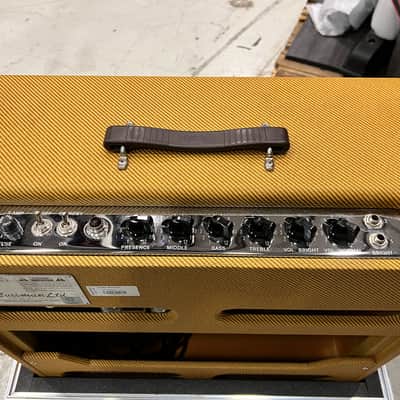 Fender '59 Bassman LTD Reissue 45-Watt 4x10" Guitar Combo 2004 - Present - Lacquered Tweed w/ Road case image 3