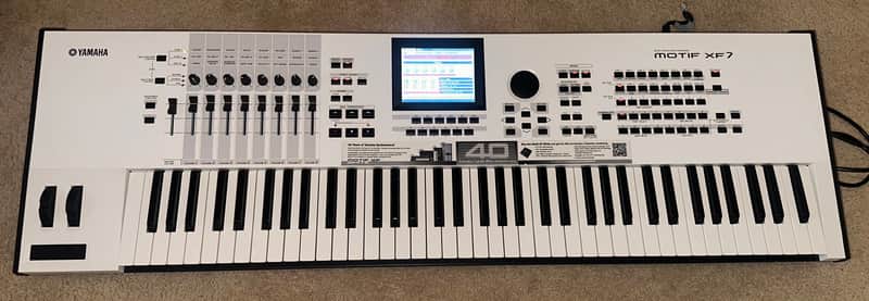 Yamaha Motif XF7 2014 - White image 1