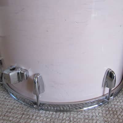Yamaha Tour Custom Maple Drum Kit in Sakura White (Pink). 22,12,16 - Roadworn image 12