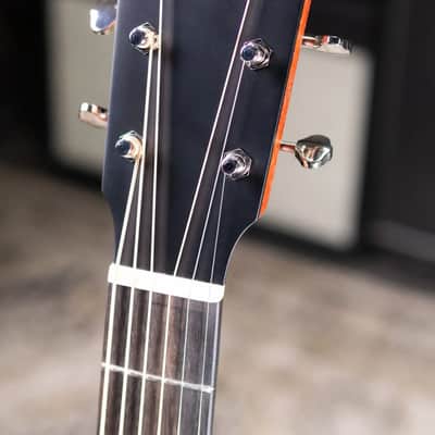 Eastman E1OOSS-SB Acoustic Guitar - Sunburst with Gig Bag image 6