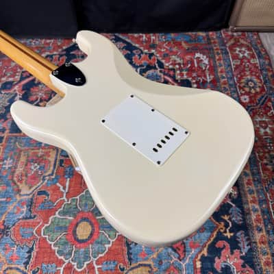 Fernandes Revival Series ‘76 Stratocaster RST50-W Olympic White Rosewood - 1980's image 9