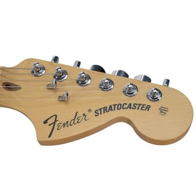 Fender American Special MN Stratocaster Candy Apple Red 2013 image 10