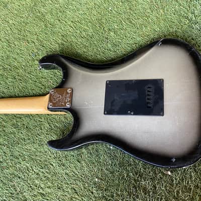 Lyon Brian Bell Weezer Limited Edition #’d 0789 of 6000  - Black/Gray Silverburst Strat Stratocaster LX3 LX3WZ image 5
