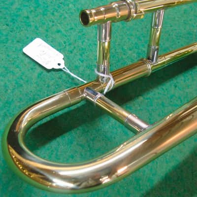 Moz Slide Trumpet with Case and Mouthpiece - Demo Model image 4