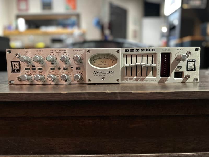 Avalon VT-747sp Stereo Vacuum Tube Compressor / Equalizer | Reverb