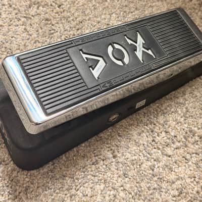 Vox V847A Wah with 9V Jack 2007 - Present - Black / Chrome image 2