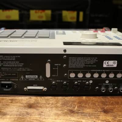 Akai MPC2000 MIDI Production Center 1997 - 2001 - Grey image 5