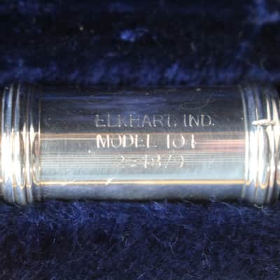 Armstrong 104 Student Model Closed-Hole Flute with C Foot, Offset G 2010s - Silver-Plated image 2