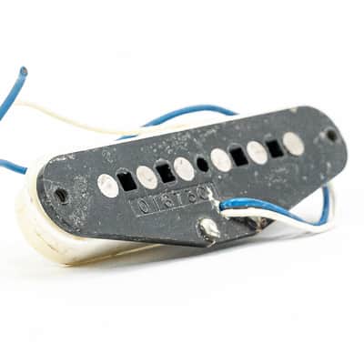 Fender 016730 Strat Single Coil Pickup White Cover w/ Non-Original Case image 3