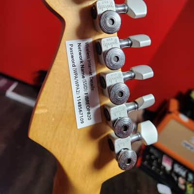 Fender MiM Stratocaster Deluxe image 7