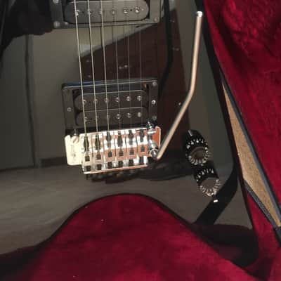 Kramer Focus 4000 1983 Floyd Rose guitar black gloss with case - ESP image 15