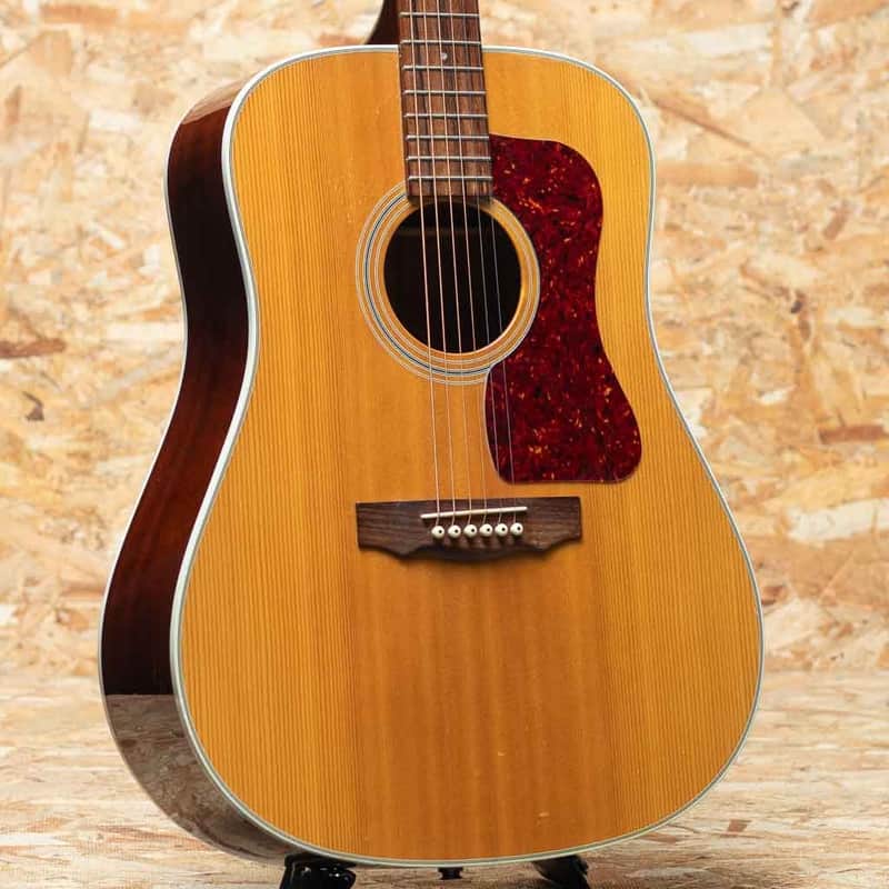 GUILD D-40 2000's image 1