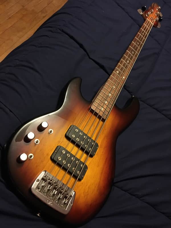 Left handed G&L L-2500  5 string bass (Fullerton, USA) image 1