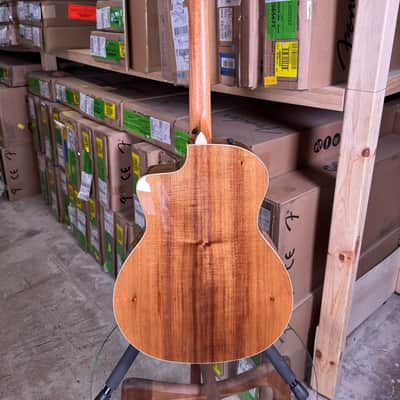 Taylor 214ce-K DLX w/ Deluxe Hardshell Case image 3