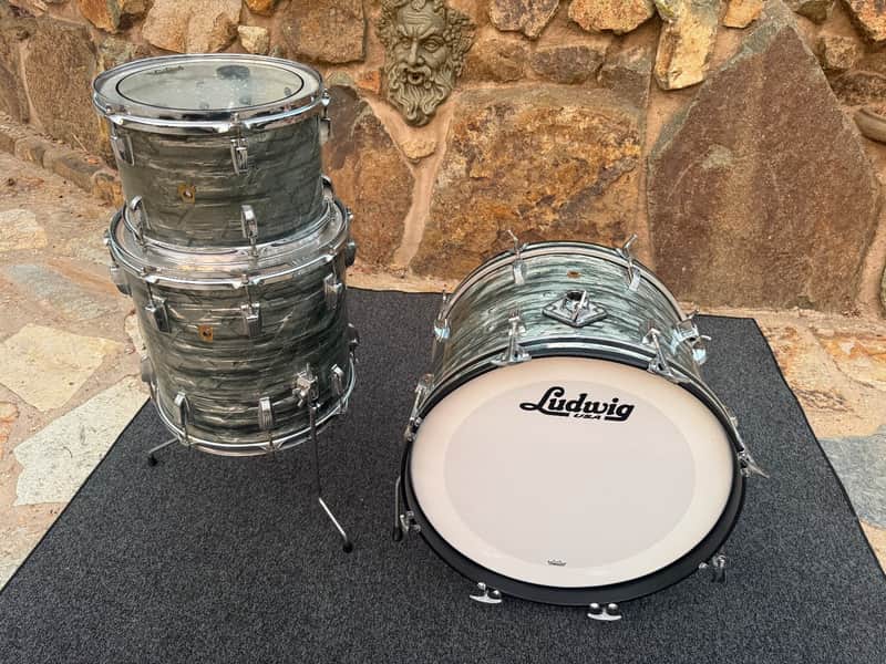 Vintage Ludwig downbeat Sky Blue Pearl Drum set Kit 1965