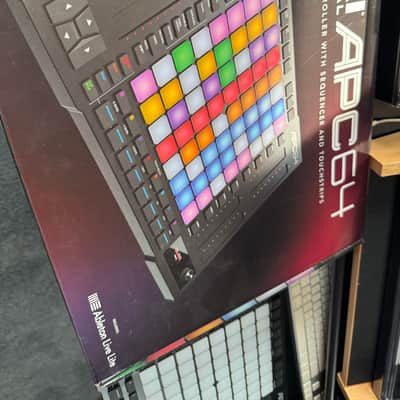 Akai APC64 MIDI Controller 2023 - Present - Black imagen 7