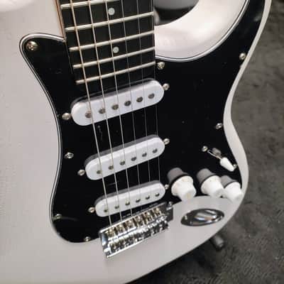 Donner - DST-80 2026 - Matte White **UPGRADED** image 5