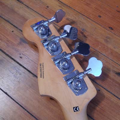 Squier Affinity Precision Bass 2000 Red image 10