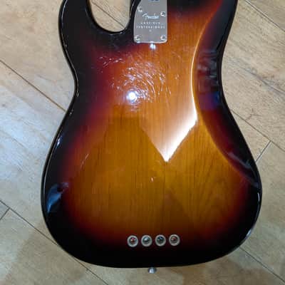 Fender American Professional II Precision Bass with Rosewood Fretboard 2021 - 3-Color Sunburst image 4