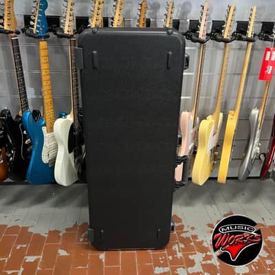 Fender   Molded Case Abs image 2