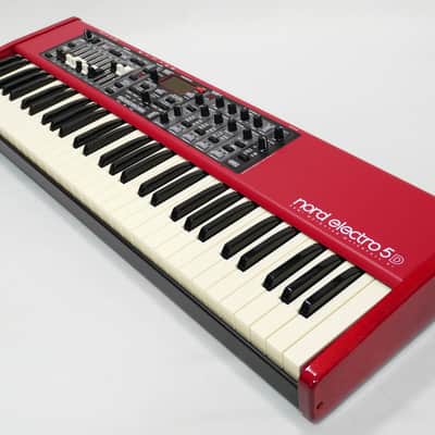 Nord Electro 5D SW61 + Softcase image 1
