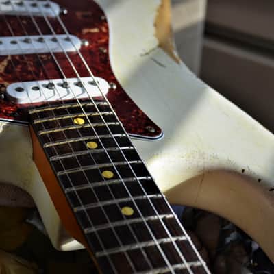 Fender Stratocaster White Heavy Relic Rosewood Custom Shop 69's image 9