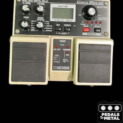 Boss DD-20 Giga Delay | Reverb