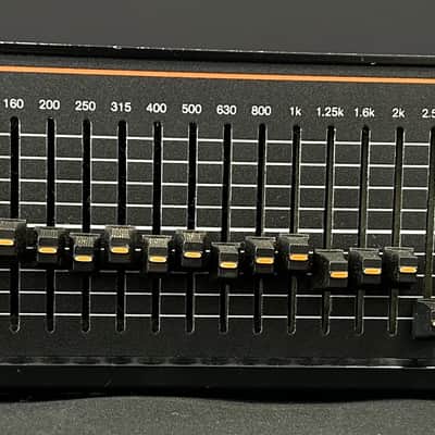 JBL UREI 5547A Thirty-Band 1/3-Octave Graphic Equalizer image 2