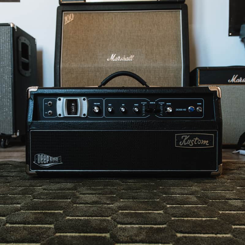 Kustom DE300HD Bass Amp Head image 1