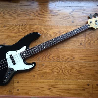 Fender American Standard Jazz Bass 