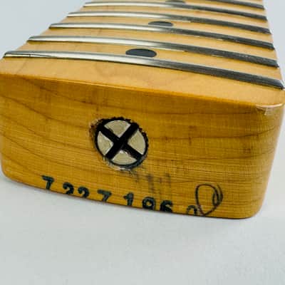 Fender Stratocaster Neck, MIM, '50s "Soft V" 2021 - Maple Bild 9