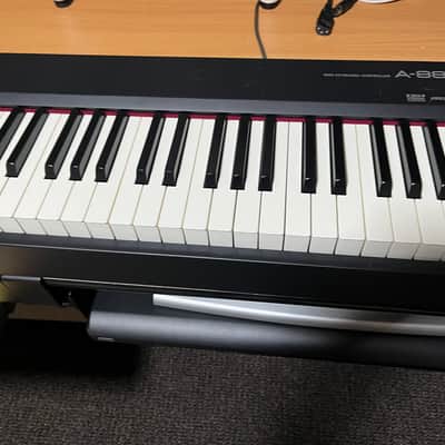 Roland A-88 MIDI Keyboard Controller 2017 Black image 2